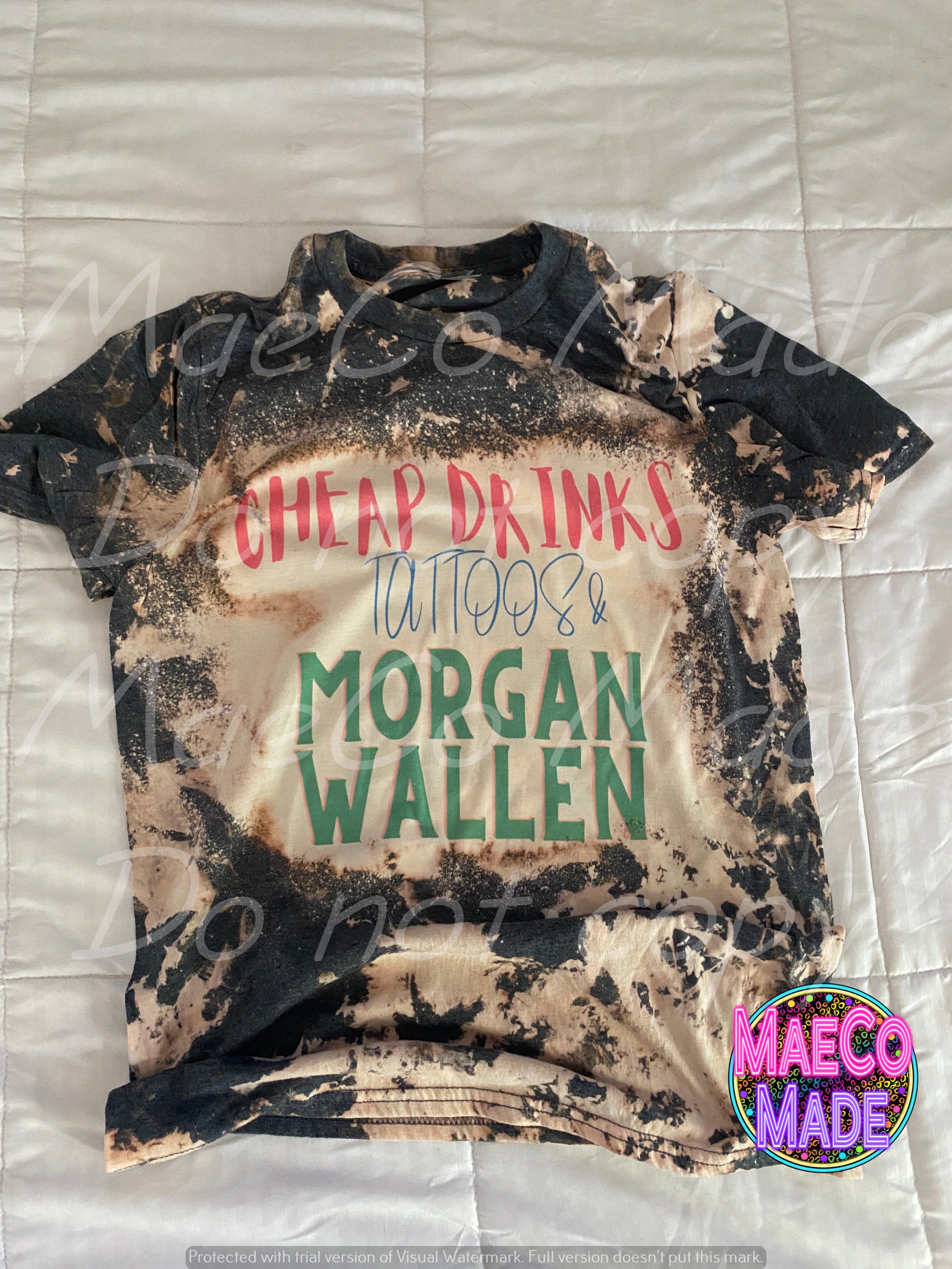 She Likes Cheap Drinks, Tattoos & Morgan Wallen Crewneck T Shirt